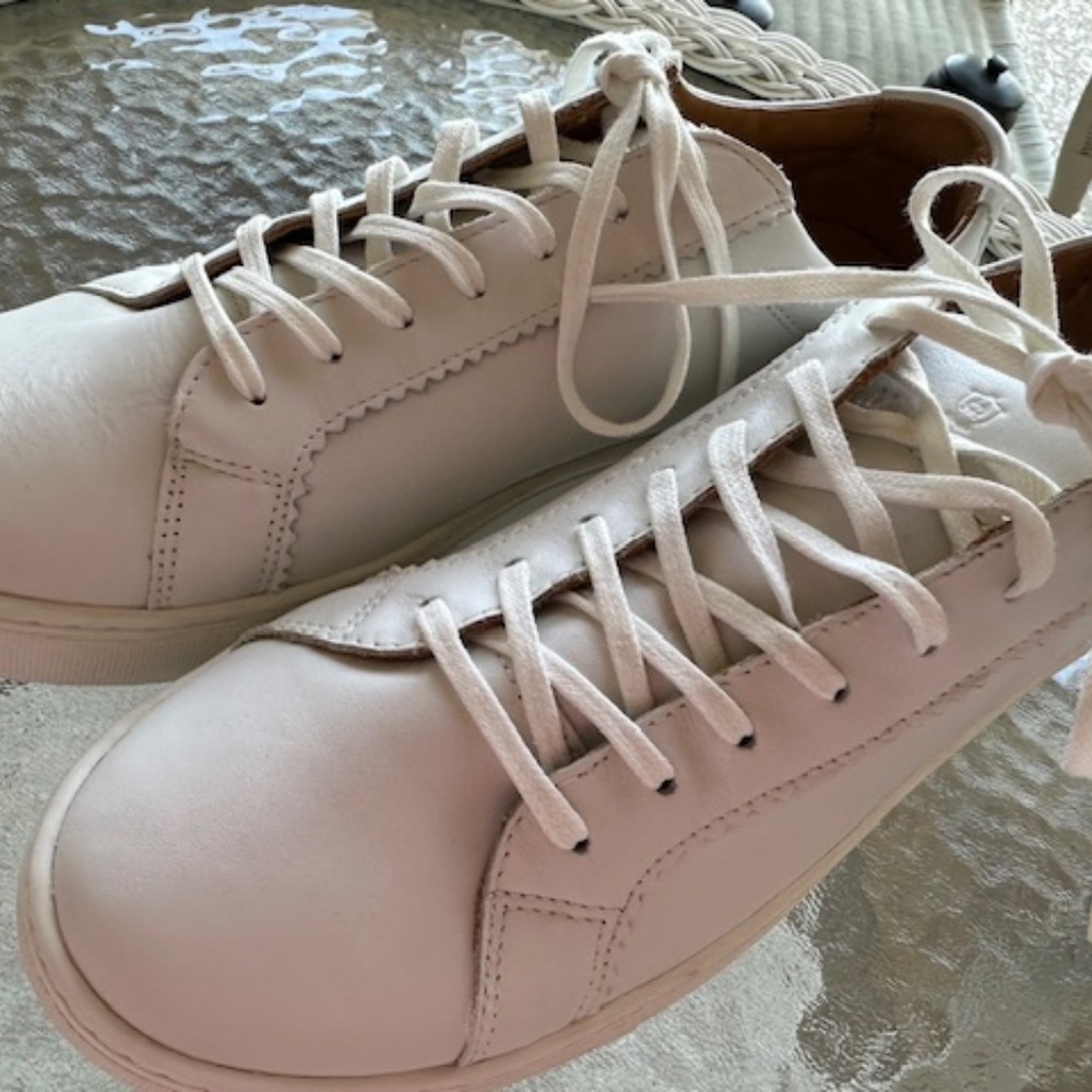 Massimo Dutti White Leather Tennis Shoes